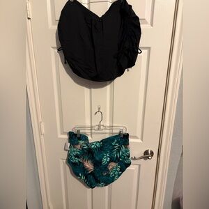 209- bundle of 2 lane Bryant size 24 swim bottoms